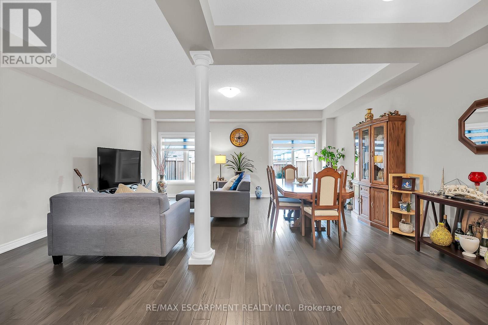 Photo 22 of 55 Rockledge Drive, Hamilton ON
