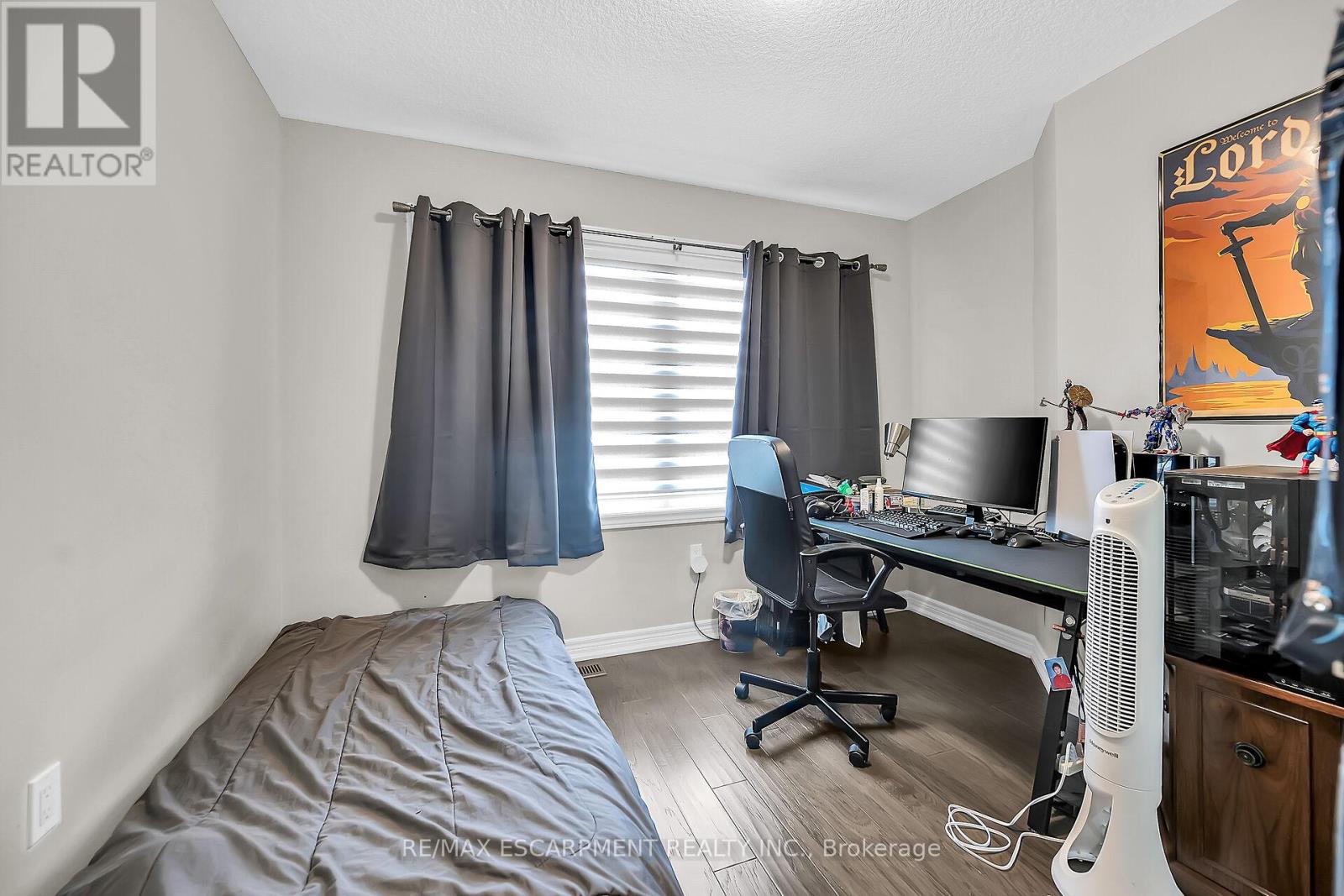 Photo 7 of 55 Rockledge Drive, Hamilton ON