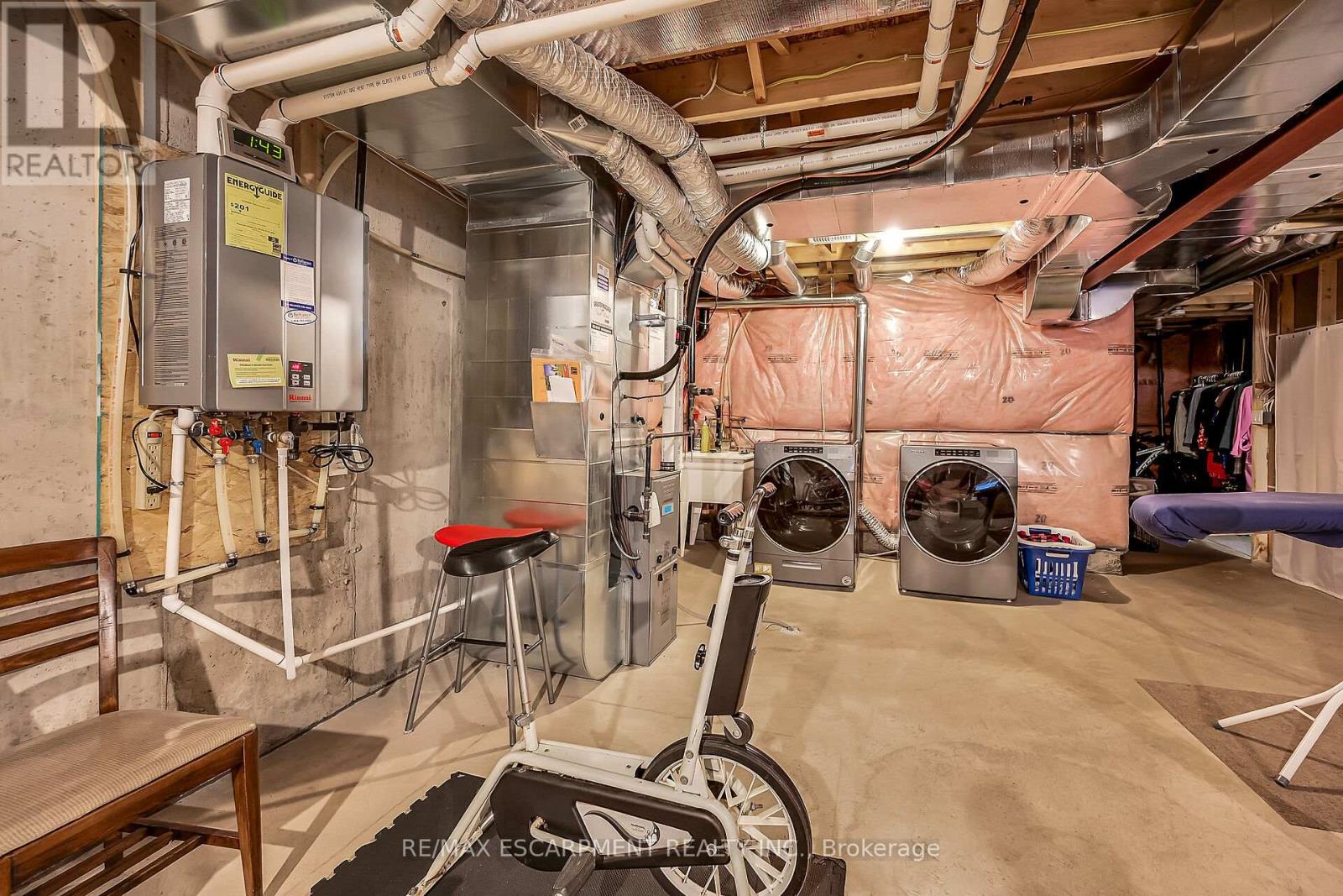 Photo 10 of 55 Rockledge Drive, Hamilton ON