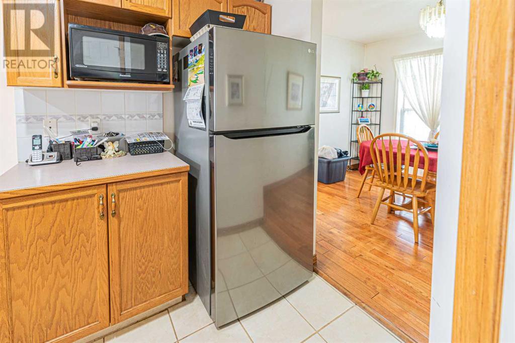 Single Family House for Sale in  Los Alamos Crescent NE Monterey Park Calgary 