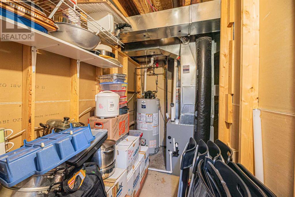 Single Family House for Sale in  Los Alamos Crescent NE Monterey Park Calgary 
