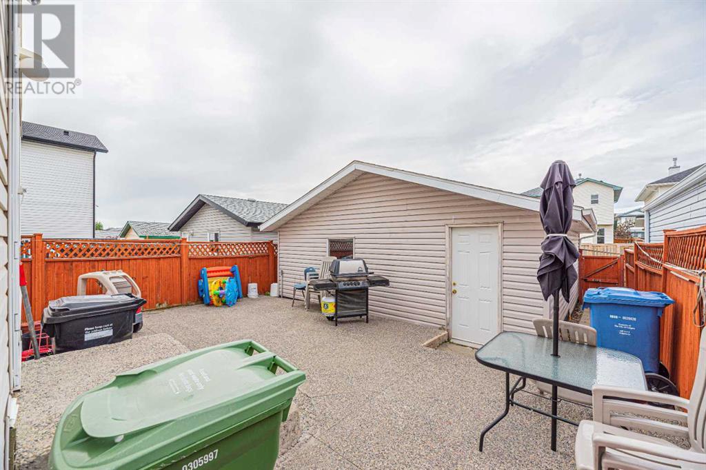 Single Family House for Sale in  Los Alamos Crescent NE Monterey Park Calgary 