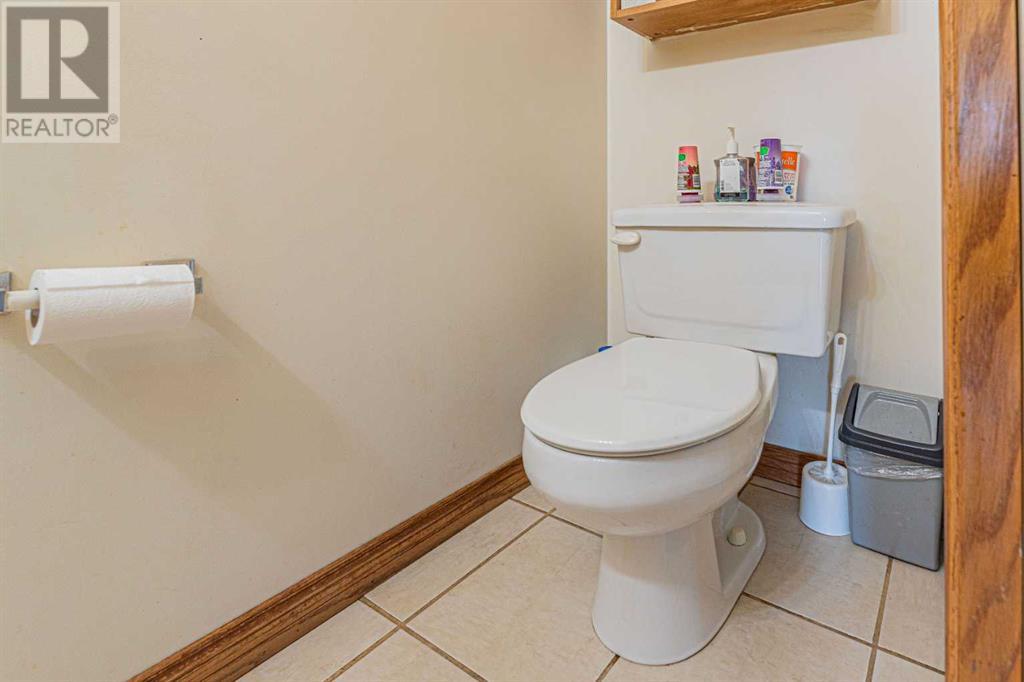 Single Family House for Sale in  Los Alamos Crescent NE Monterey Park Calgary 