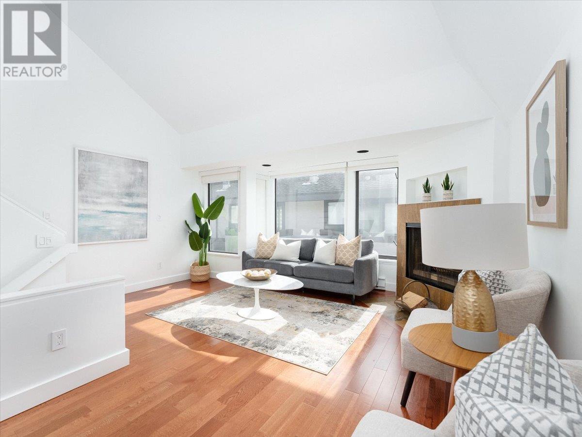 Photo 1 of 1732 Cypress Street, Vancouver BC