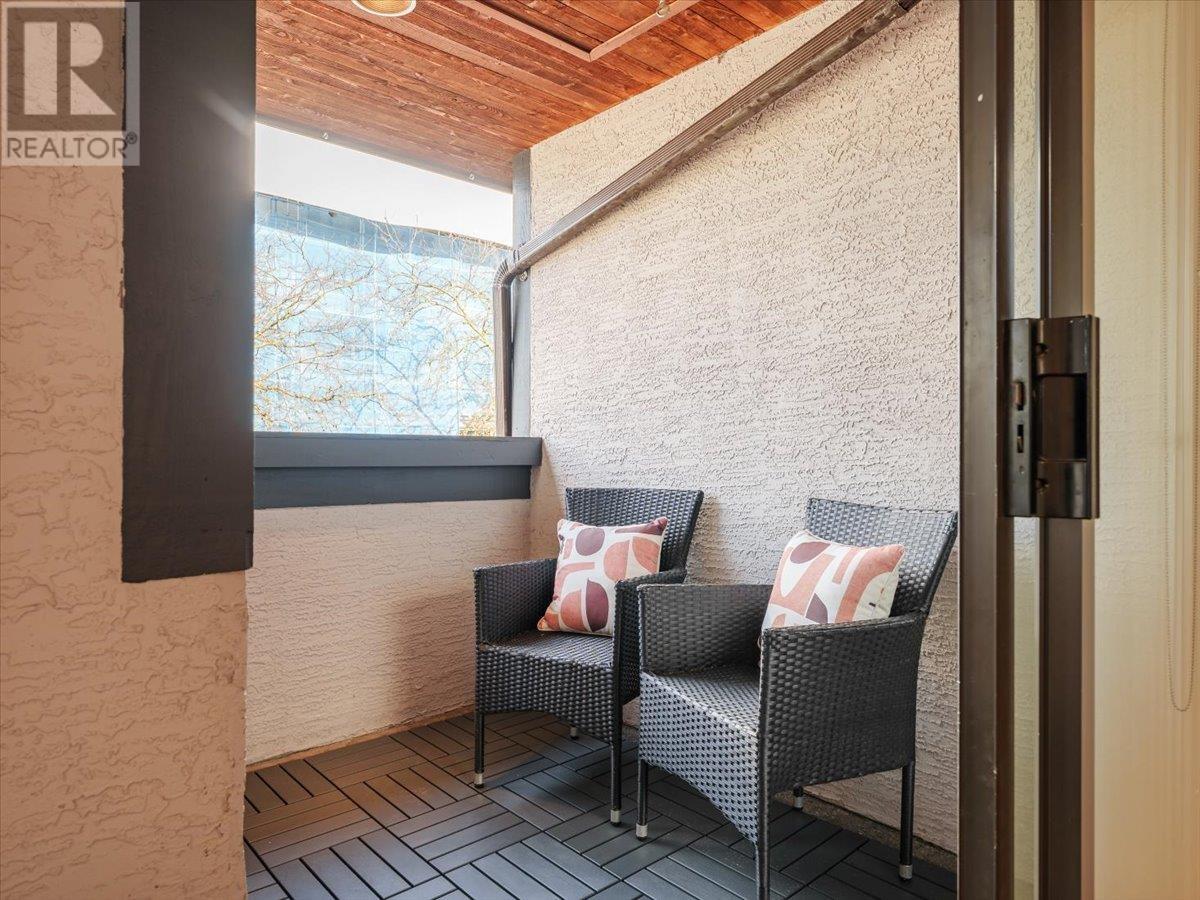Photo 15 of 1732 Cypress Street, Vancouver BC