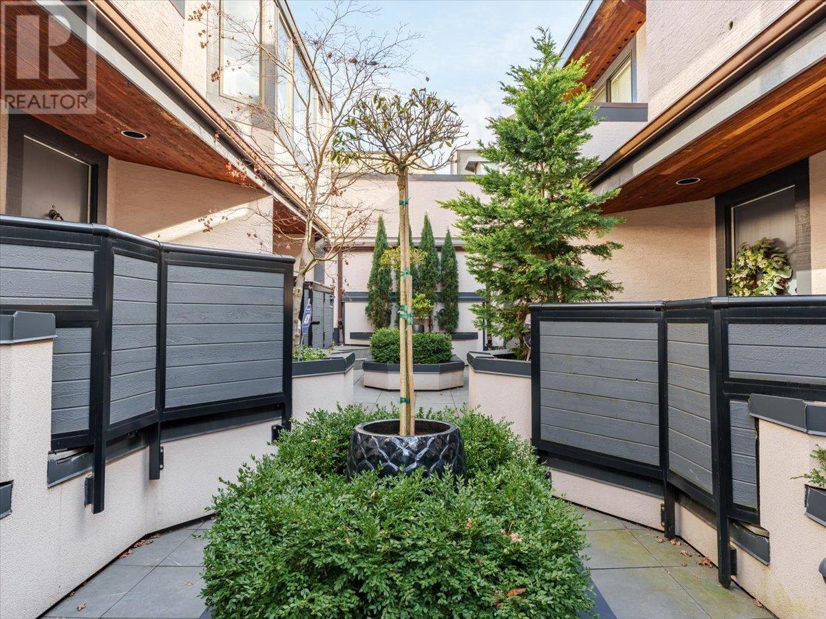 Photo 26 of 1732 Cypress Street, Vancouver BC