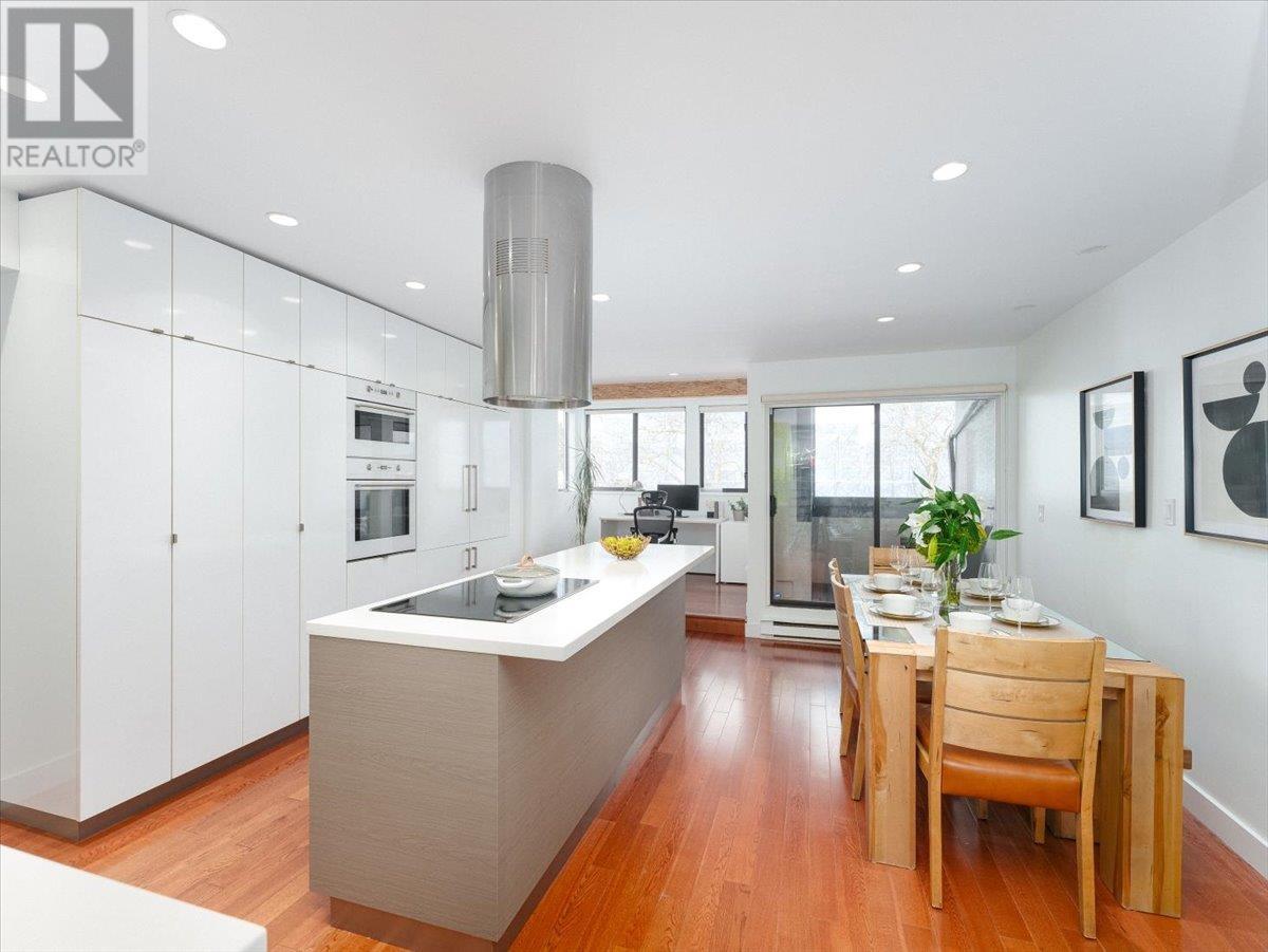 Photo 7 of 1732 Cypress Street, Vancouver BC