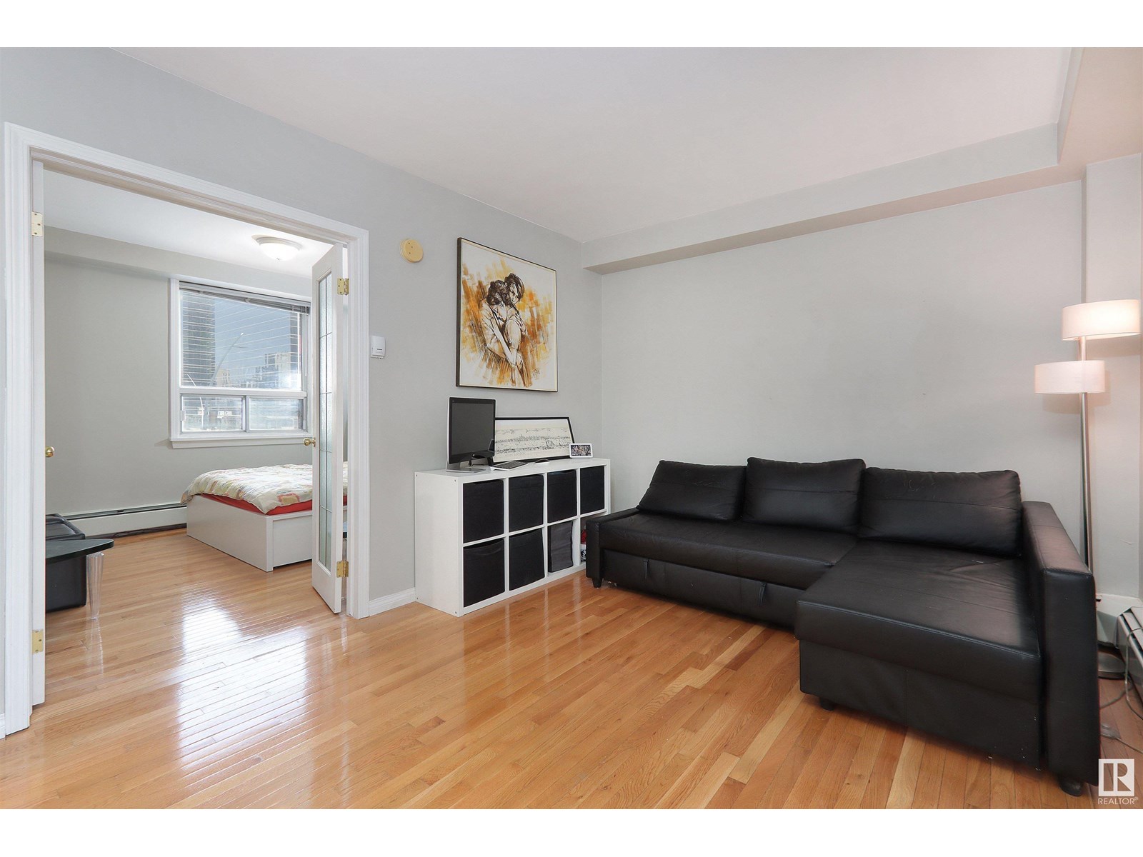 Photo 4 of 202 11025 Jasper Av Nw, Edmonton AB