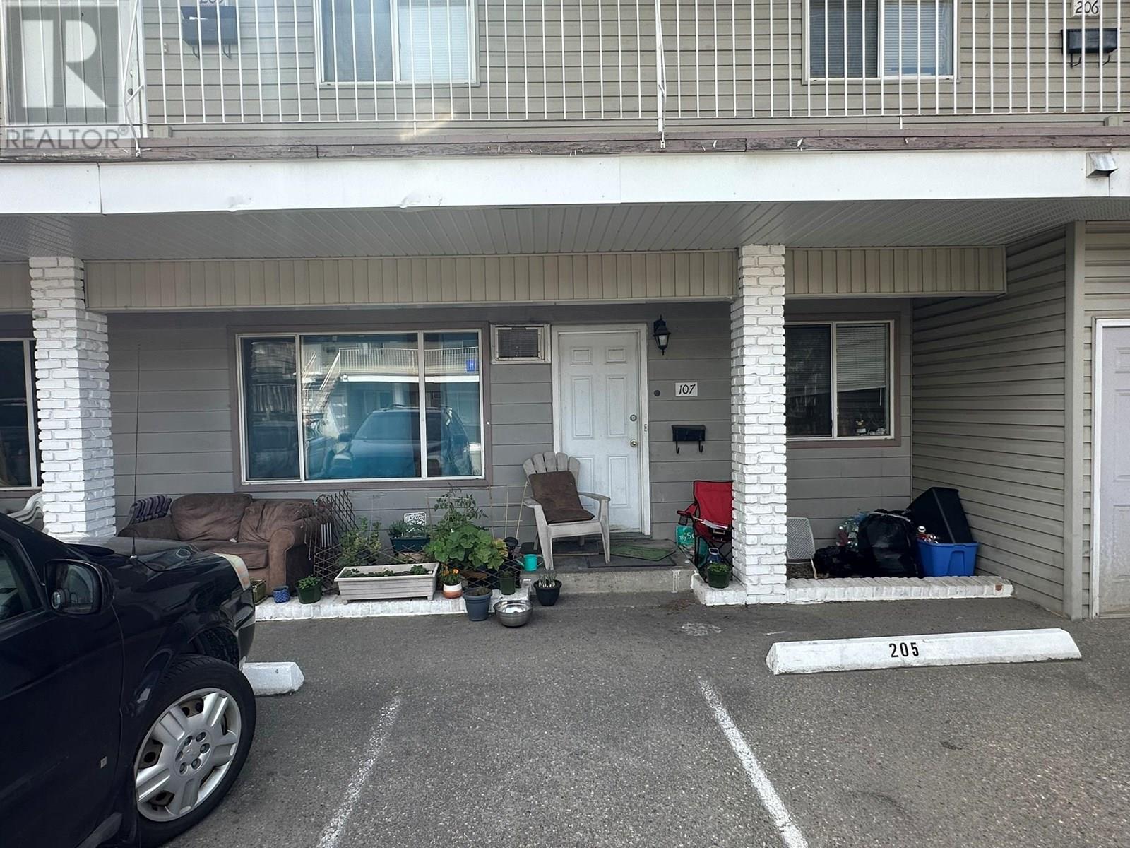  3710-3712 24 Avenue, Vernon