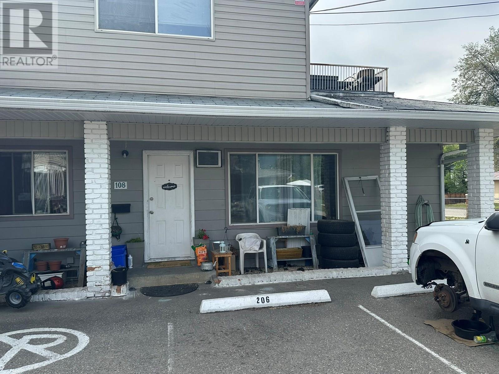  3710-3712 24 Avenue, Vernon