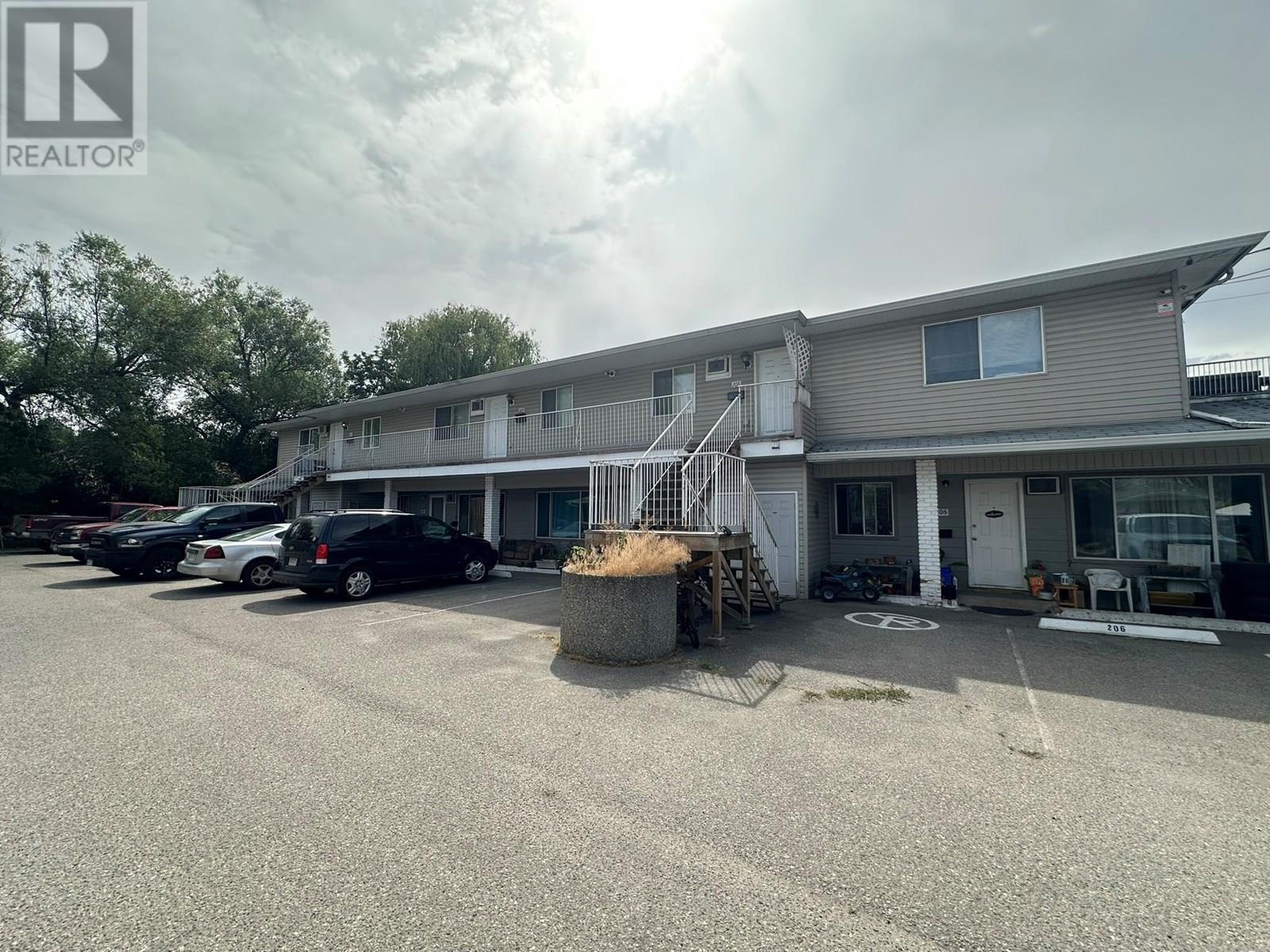  3710-3712 24 Avenue, Vernon