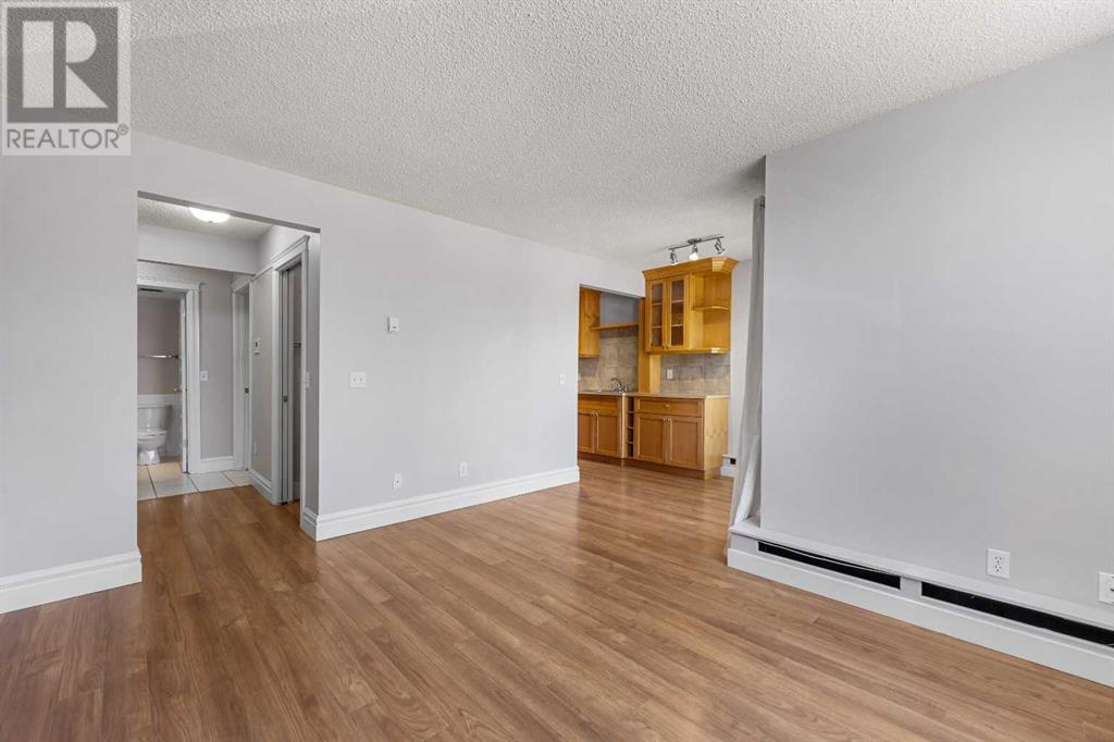 Single Family House for Sale in    Street NW Bowness Calgary 