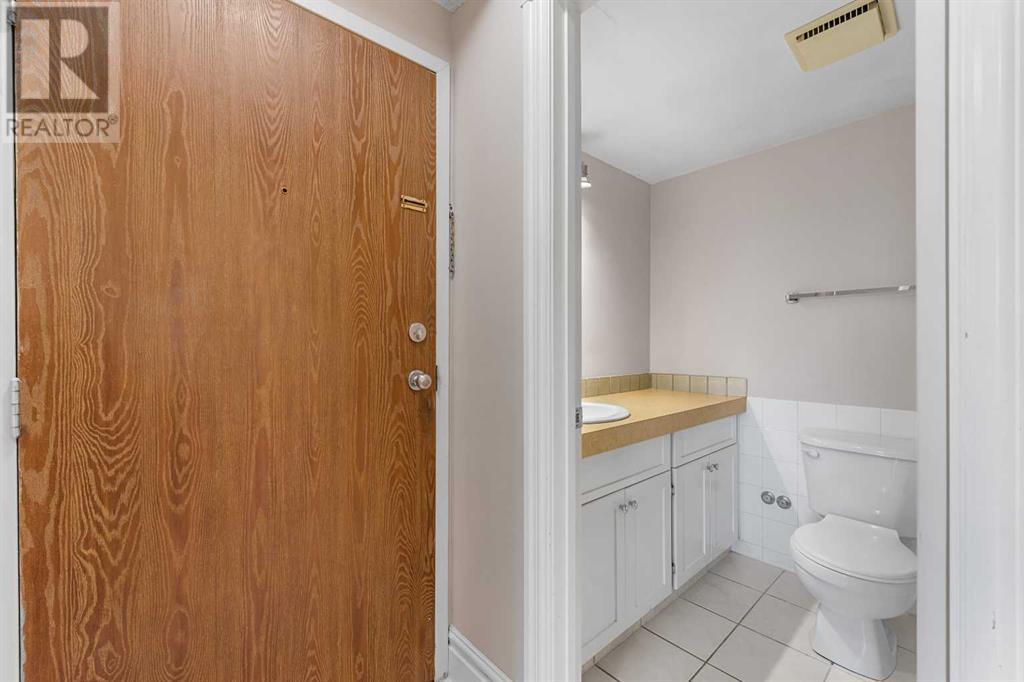 Single Family House for Sale in    Street NW Bowness Calgary 