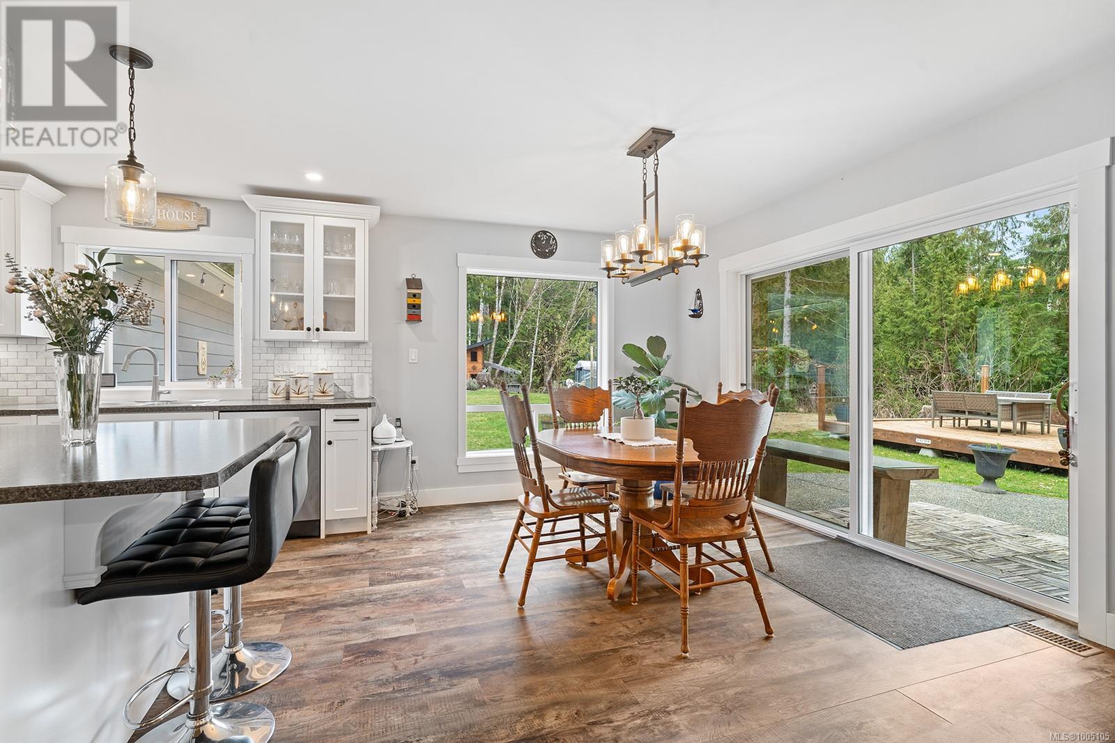 Photo 42 of 1065 Spider Lake Rd, Qualicum Beach BC