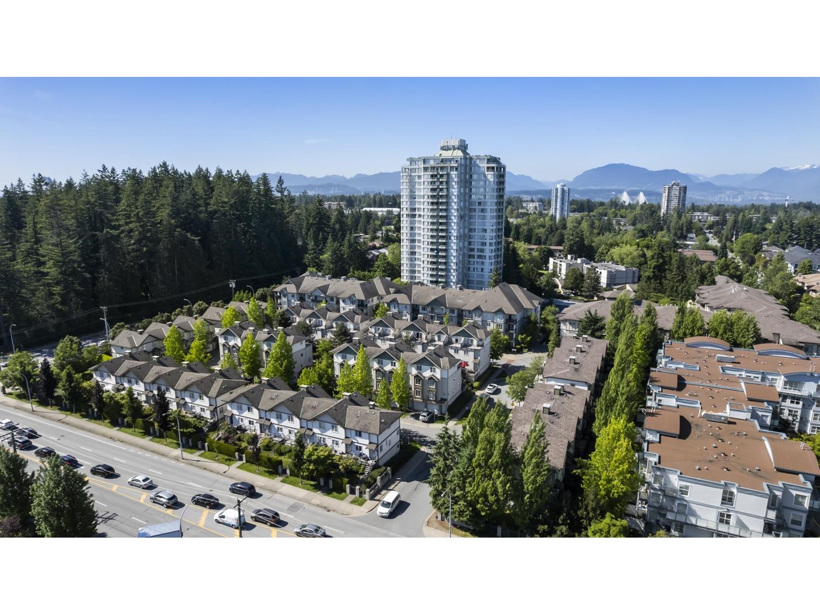Photo 32 of 17 14855 100 Avenue, Surrey BC