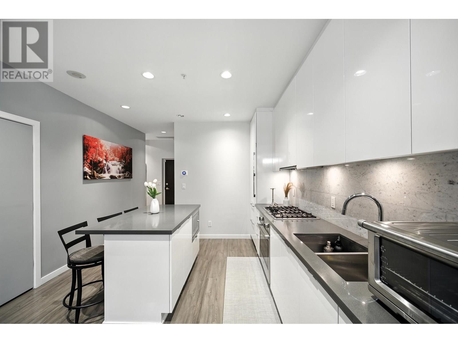 Photo 13 of 21 7338 Gollner Avenue, Richmond BC