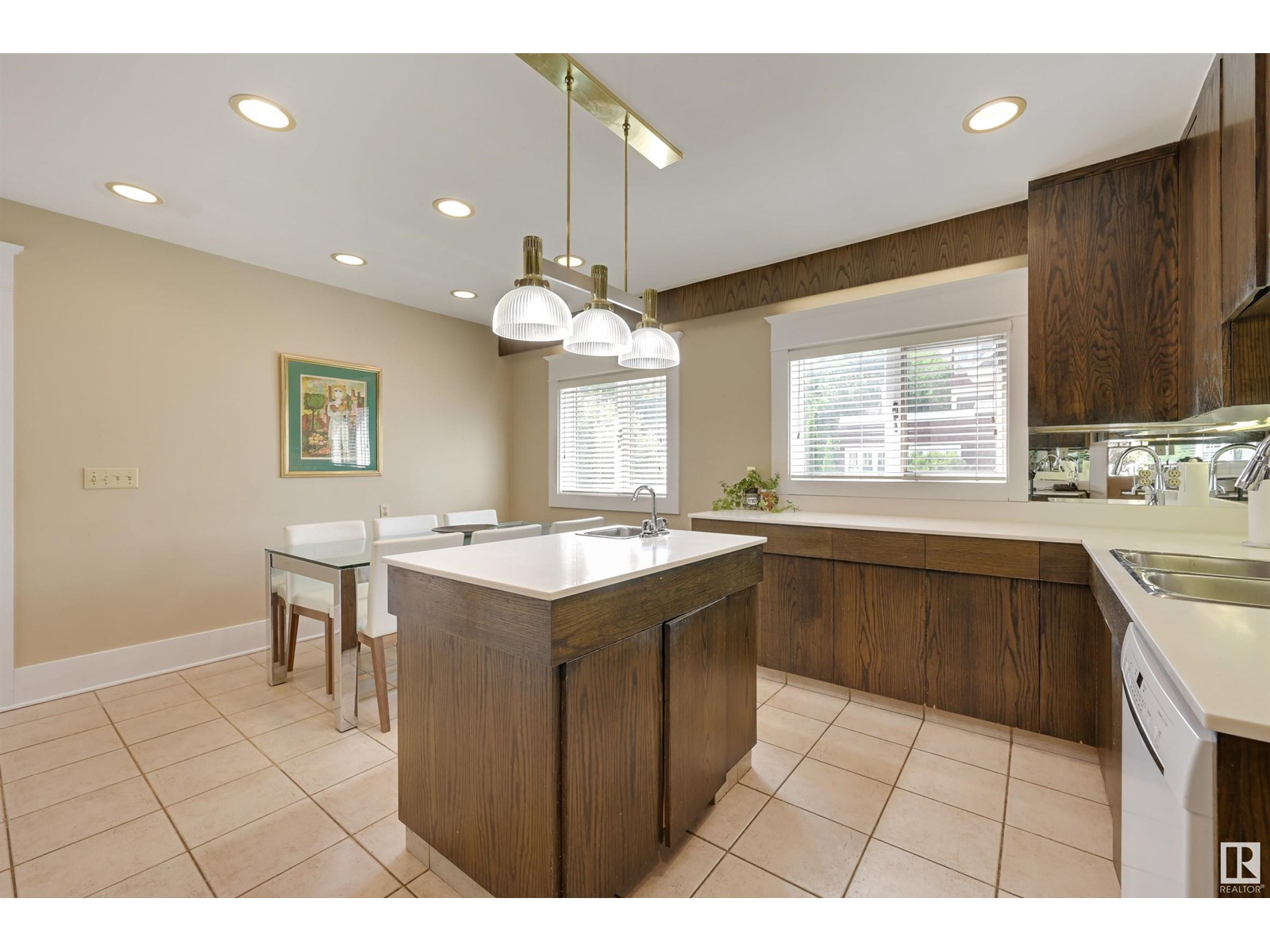 Photo 60 of 10226 Connaught Dr Nw, Edmonton AB