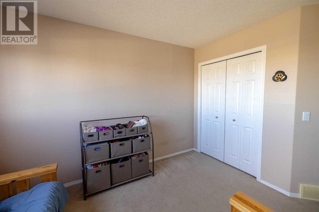 Single Family House for Sale in  Royal Birch Mount NW Royal Oak Calgary 