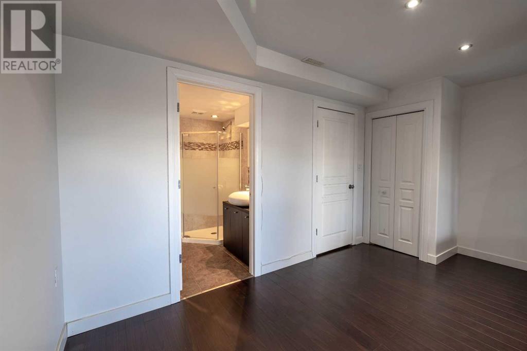 Single Family House for Sale in  Royal Birch Mount NW Royal Oak Calgary 