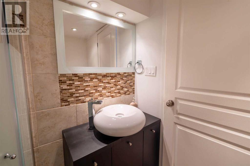 Single Family House for Sale in  Royal Birch Mount NW Royal Oak Calgary 