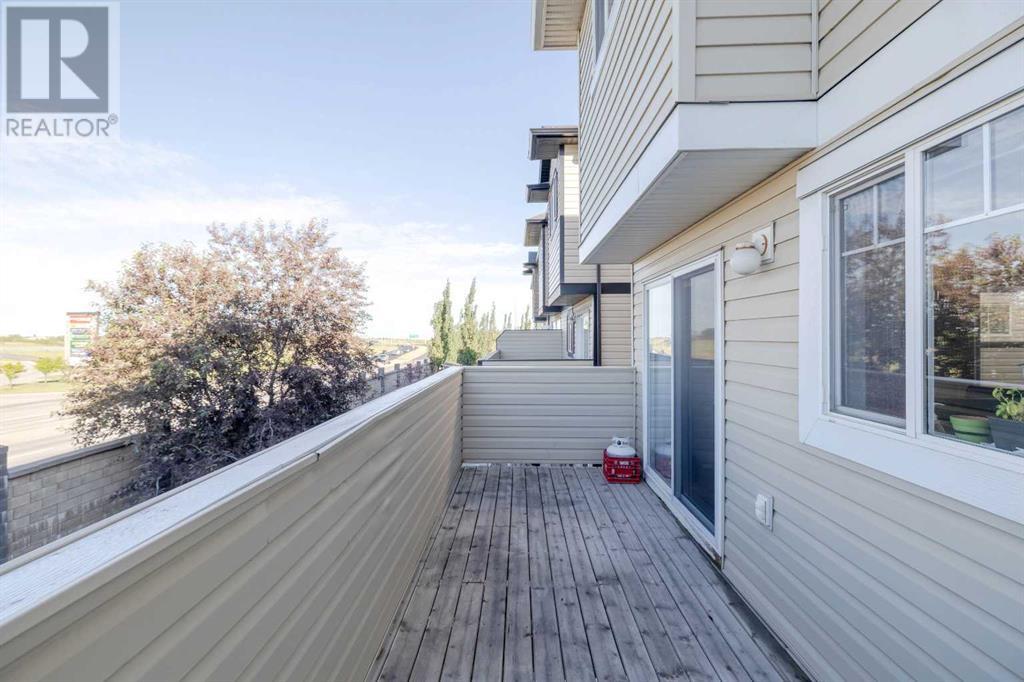 Single Family House for Sale in  Royal Birch Mount NW Royal Oak Calgary 