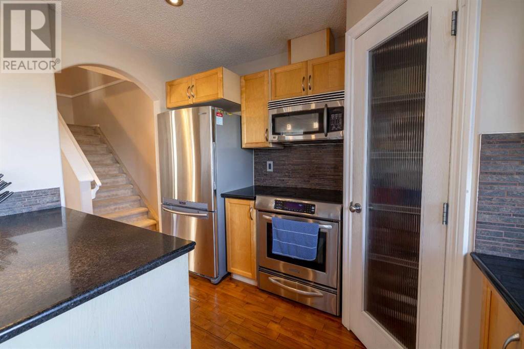 Single Family House for Sale in  Royal Birch Mount NW Royal Oak Calgary 