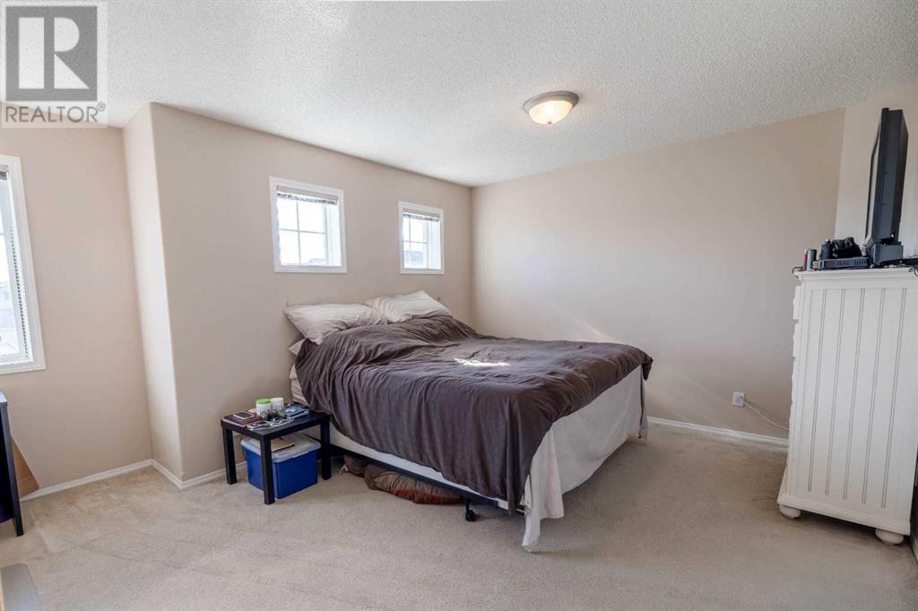 Single Family House for Sale in  Royal Birch Mount NW Royal Oak Calgary 