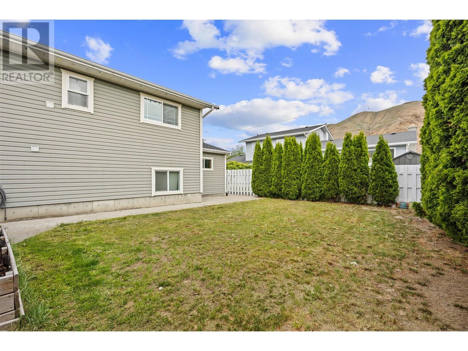 Photo 11 of 2203 Bossert Avenue, Kamloops BC