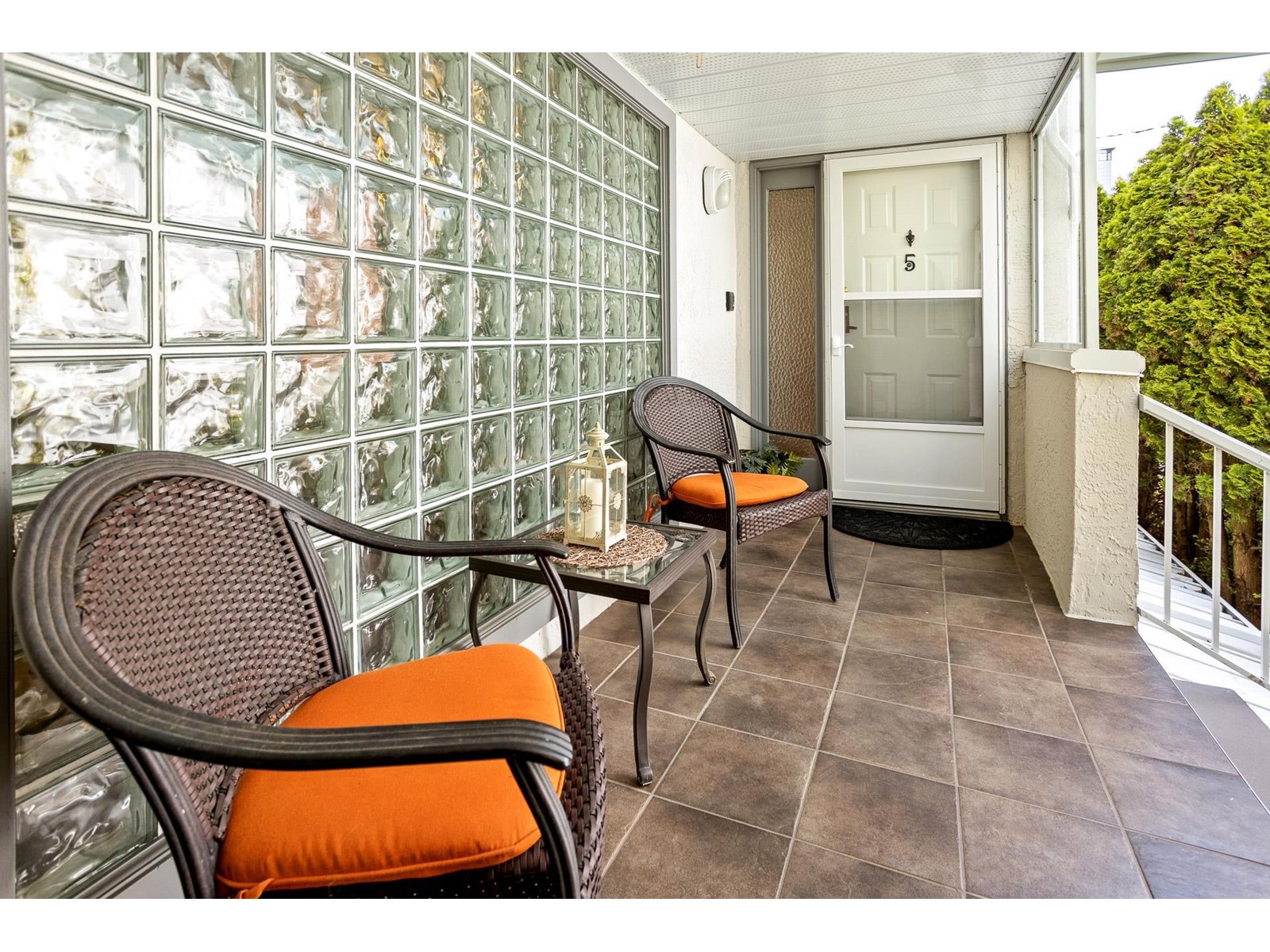 5 1508 BLACKWOOD STREET, White Rock