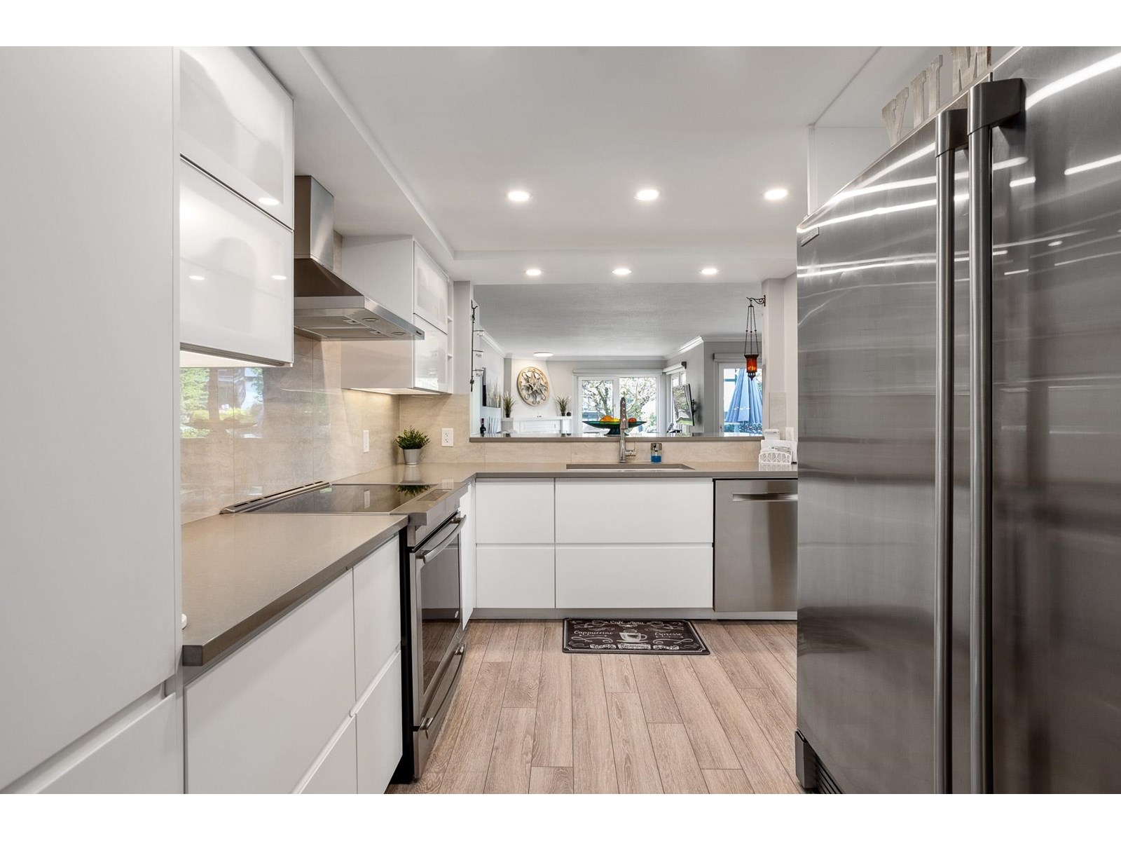 5 1508 BLACKWOOD STREET, White Rock