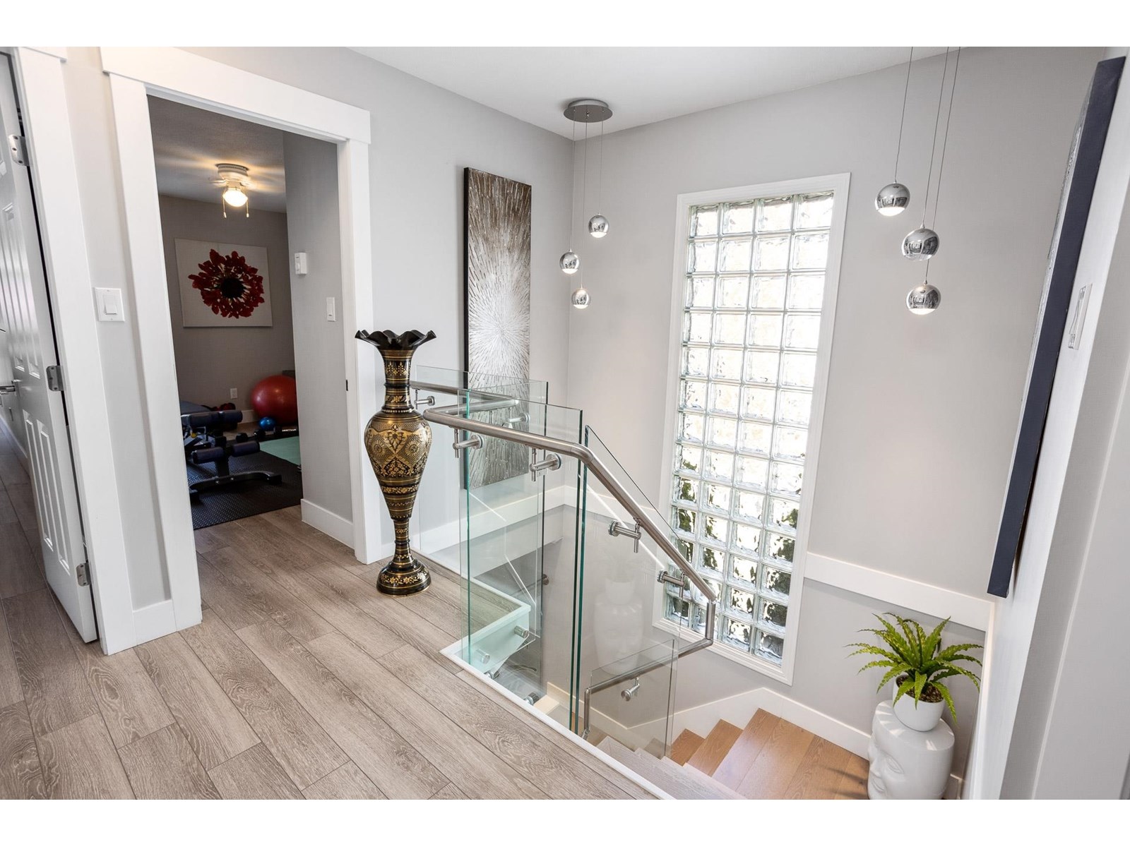5 1508 BLACKWOOD STREET, White Rock