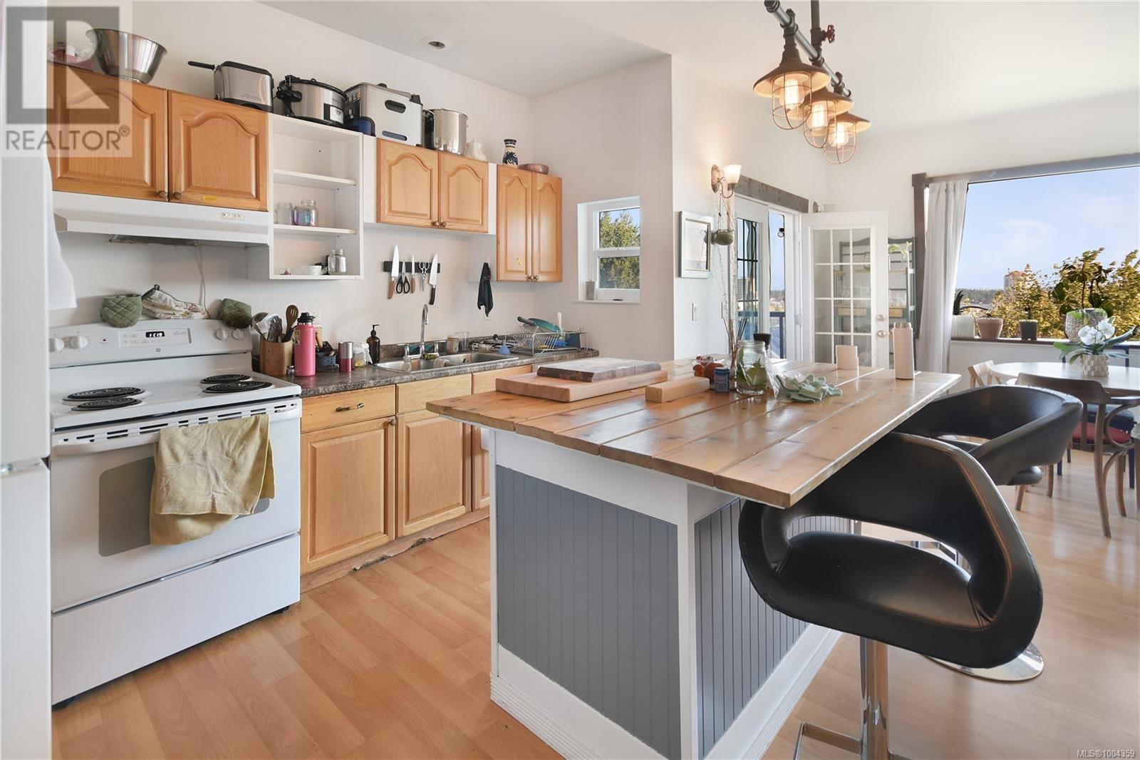Photo 23 of 418 Kennedy St, Nanaimo BC