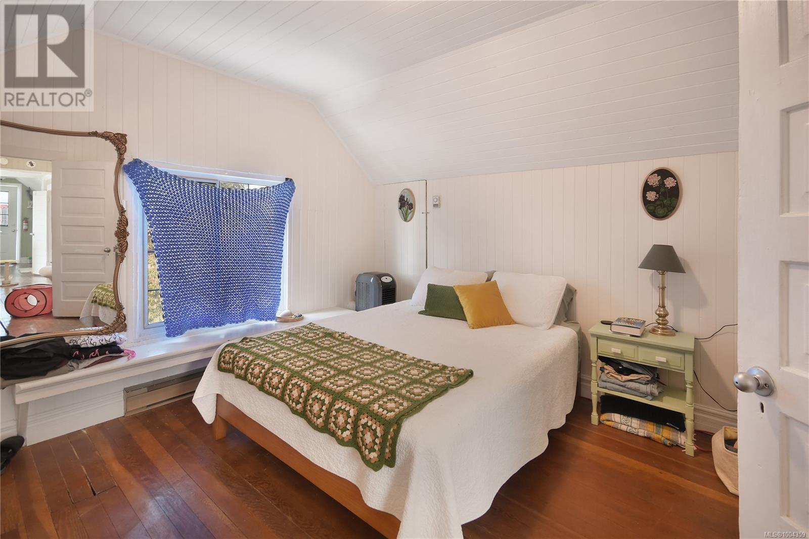 Photo 12 of 418 Kennedy St, Nanaimo BC
