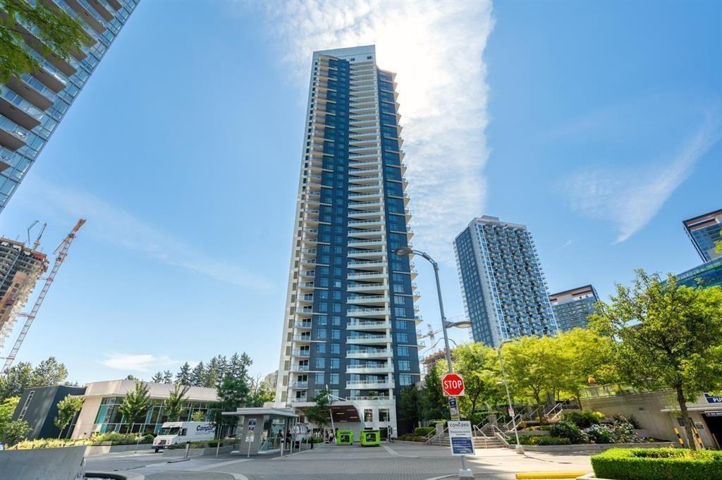 Photo 1 of 1808 9887 Whalley Boulevard, Surrey BC