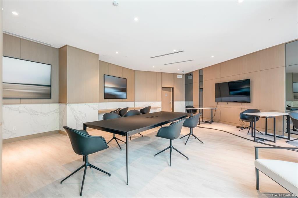 Photo 12 of 1808 9887 Whalley Boulevard, Surrey BC