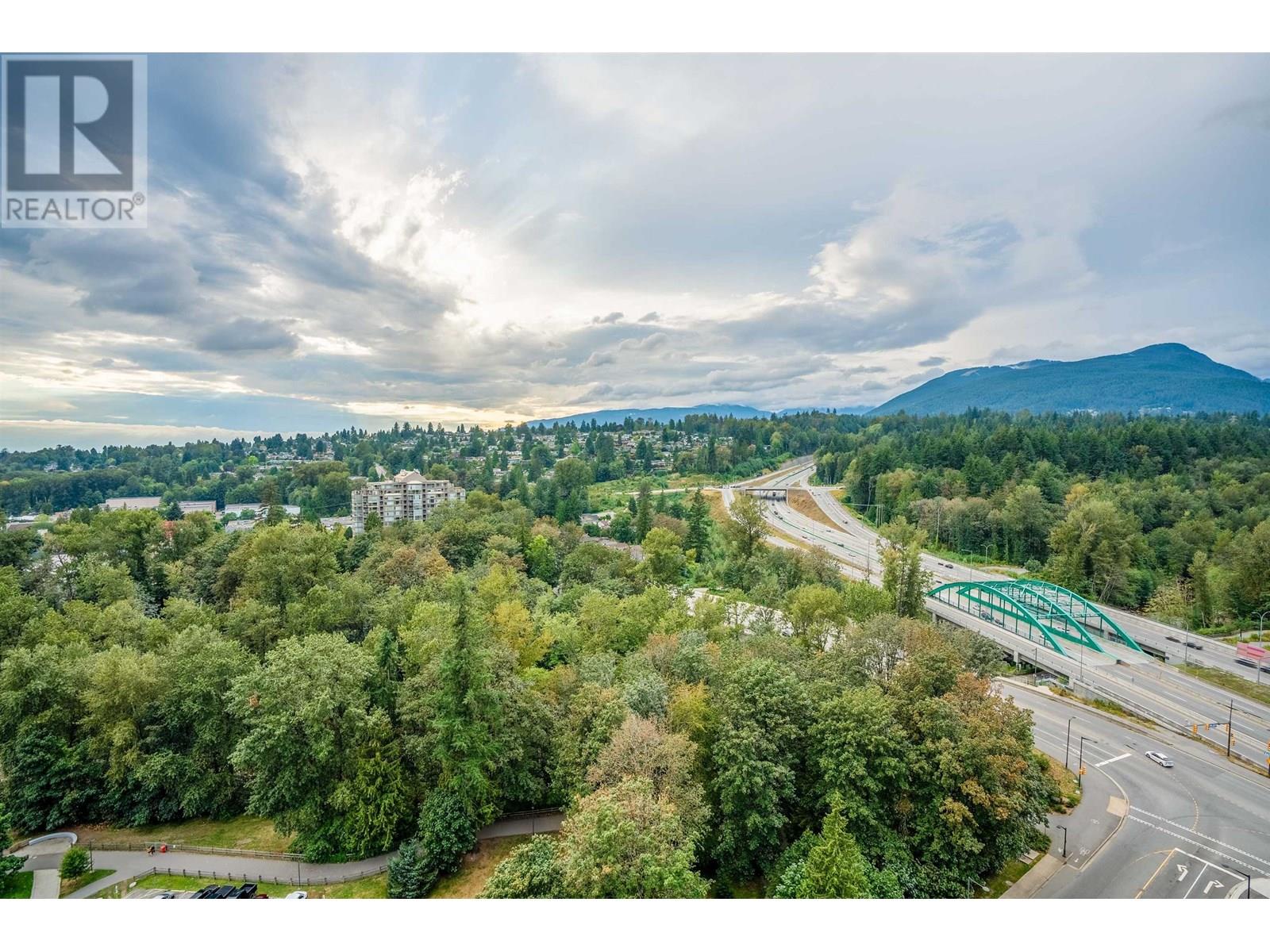 Photo 2 of 2201 1500 Fern Street, North Vancouver BC