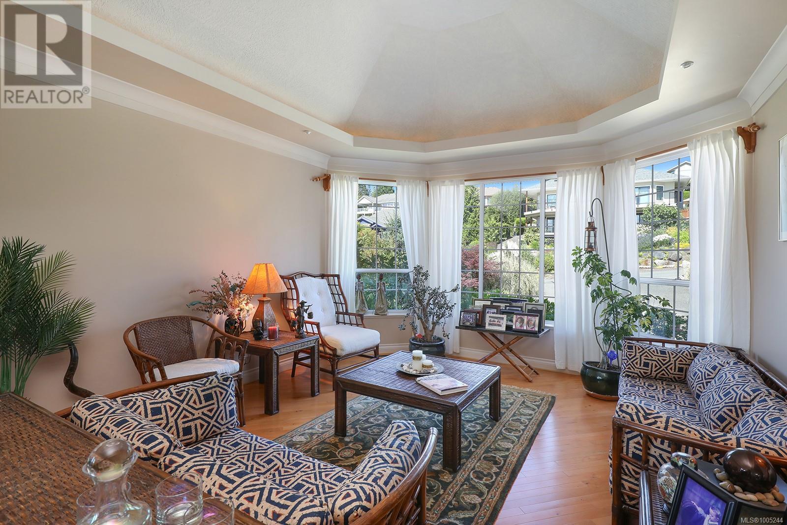 1437 Valley View Dr, Courtenay