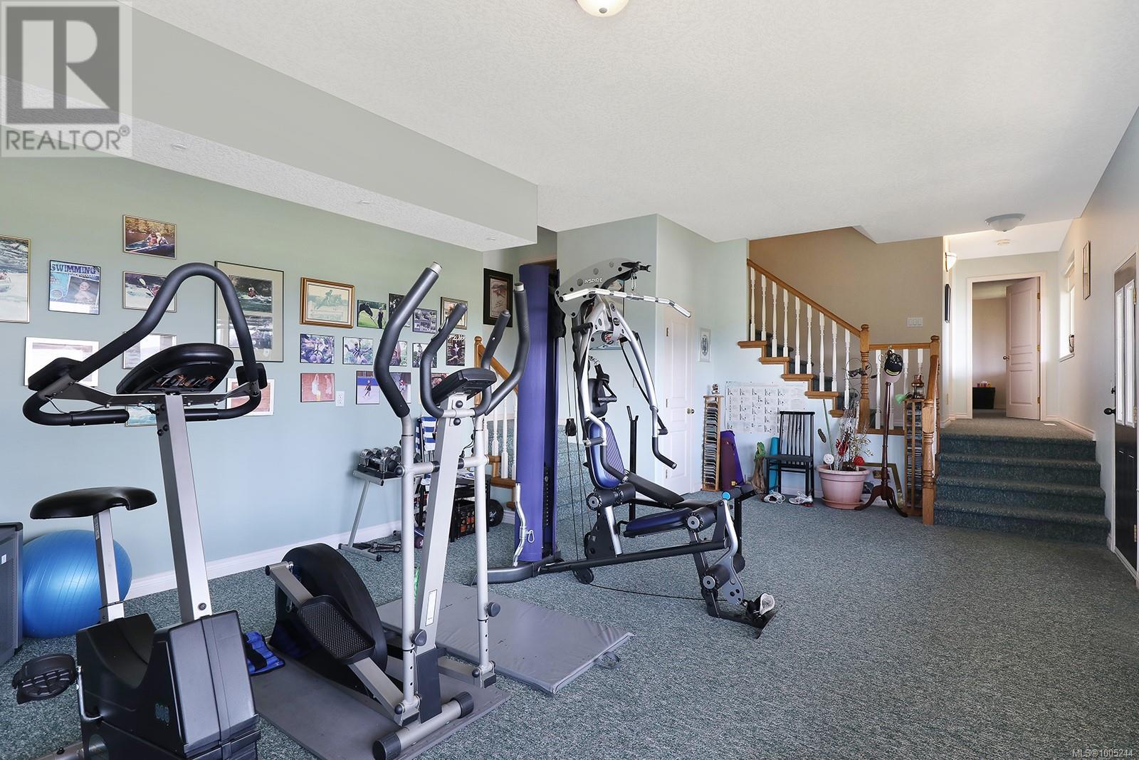 1437 Valley View Dr, Courtenay