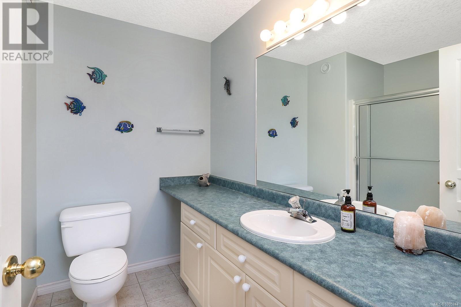 1437 Valley View Dr, Courtenay