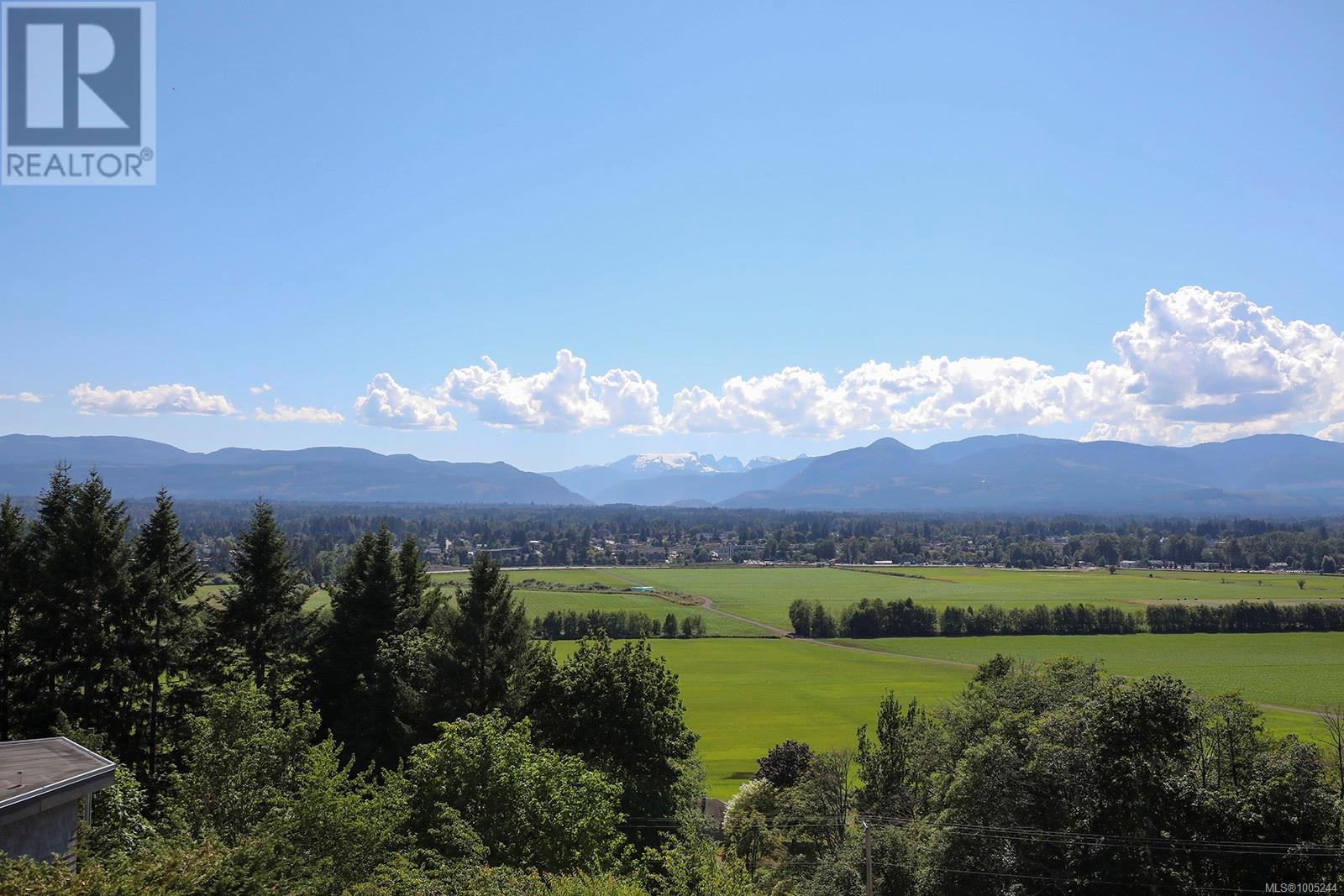 1437 Valley View Dr, Courtenay