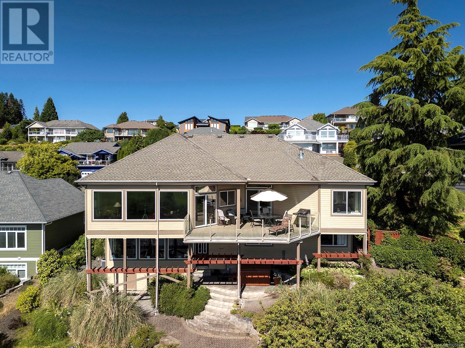1437 Valley View Dr, Courtenay