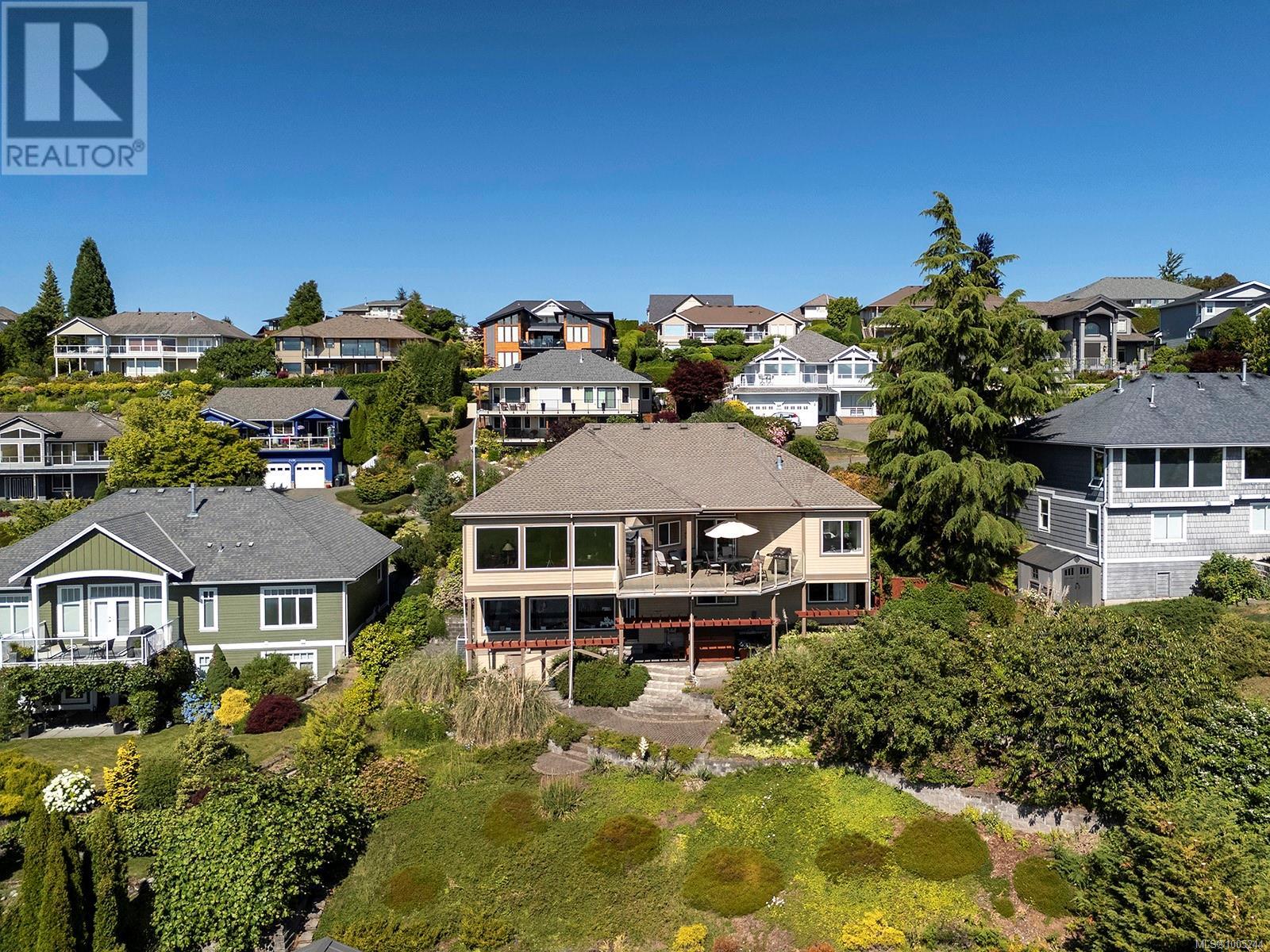 1437 Valley View Dr, Courtenay