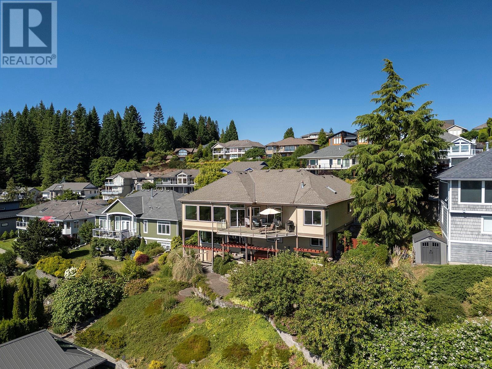 1437 Valley View Dr, Courtenay