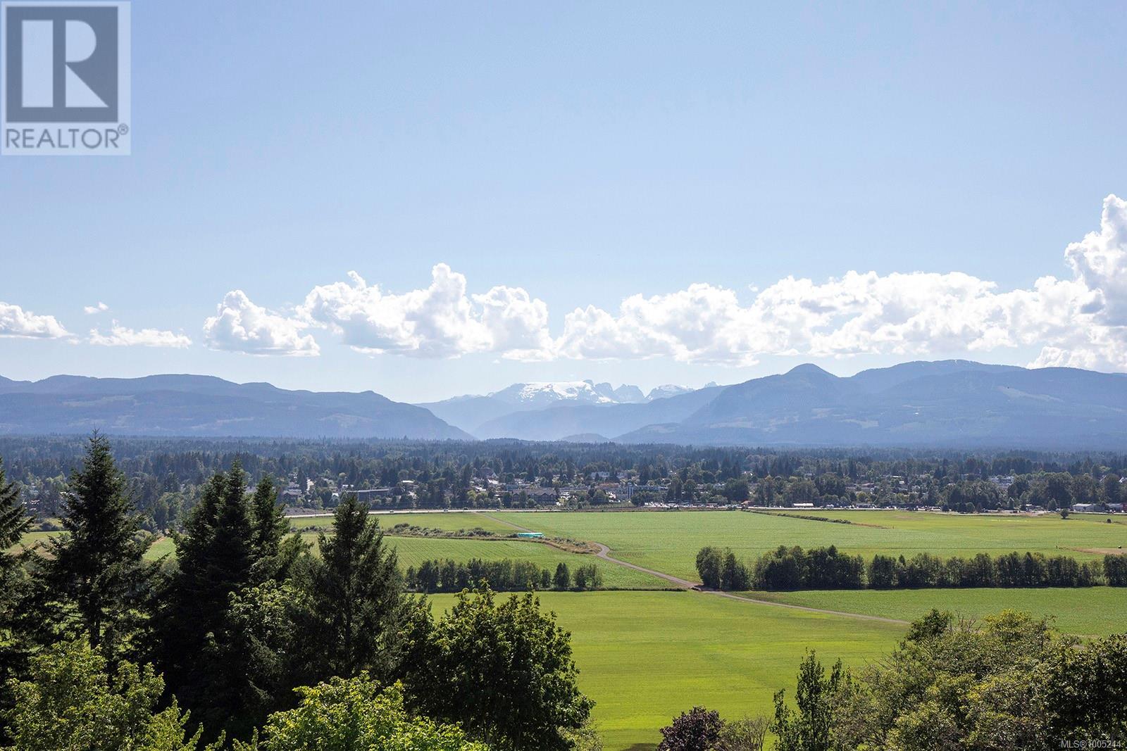 1437 Valley View Dr, Courtenay