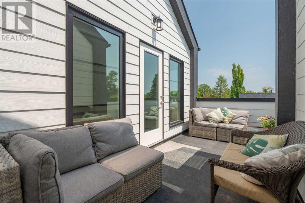 Single Family House for Sale in    Avenue NE Tuxedo Park Calgary 