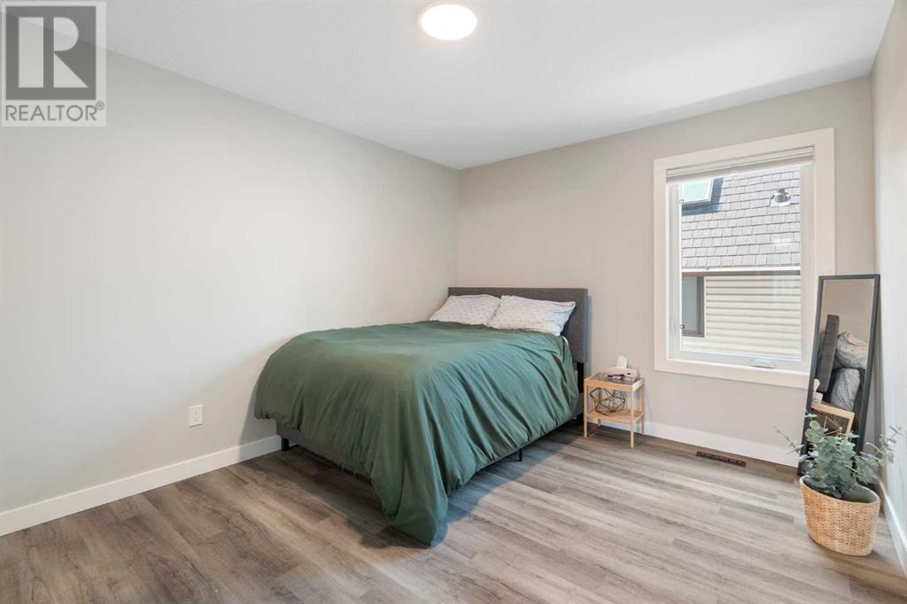 Single Family House for Sale in    Avenue NE Tuxedo Park Calgary 