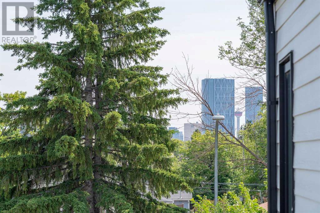 Single Family House for Sale in    Avenue NE Tuxedo Park Calgary 