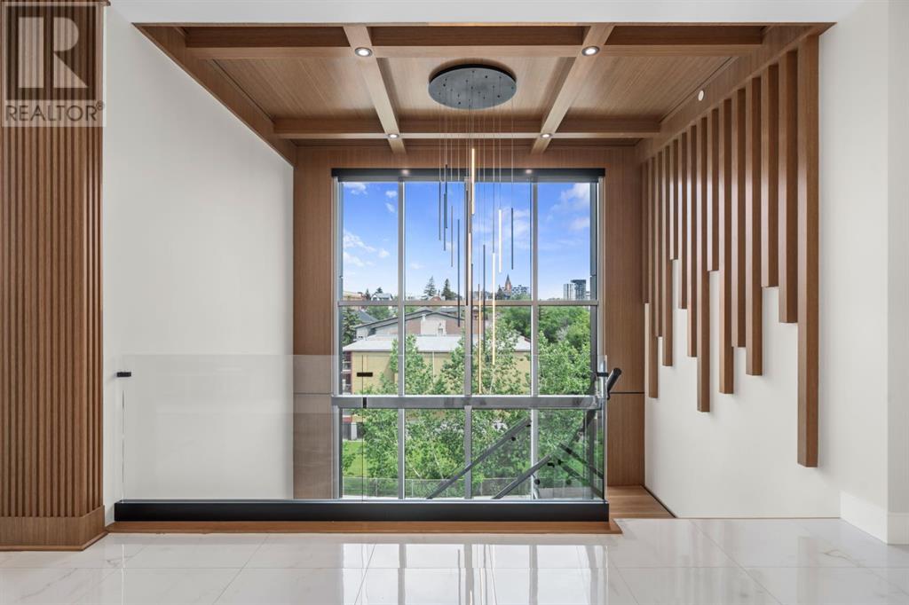 Multi-family House Multi-level for Sale in        Edmonton Trail NE Bridgeland/Riverside Calgary 