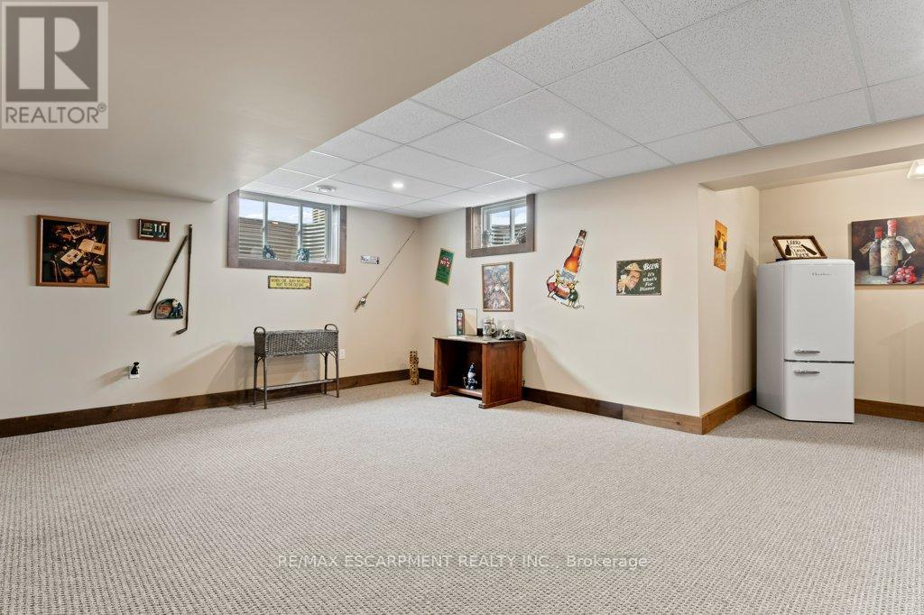 Photo 33 of 6 Silverthorne Court, Haldimand ON