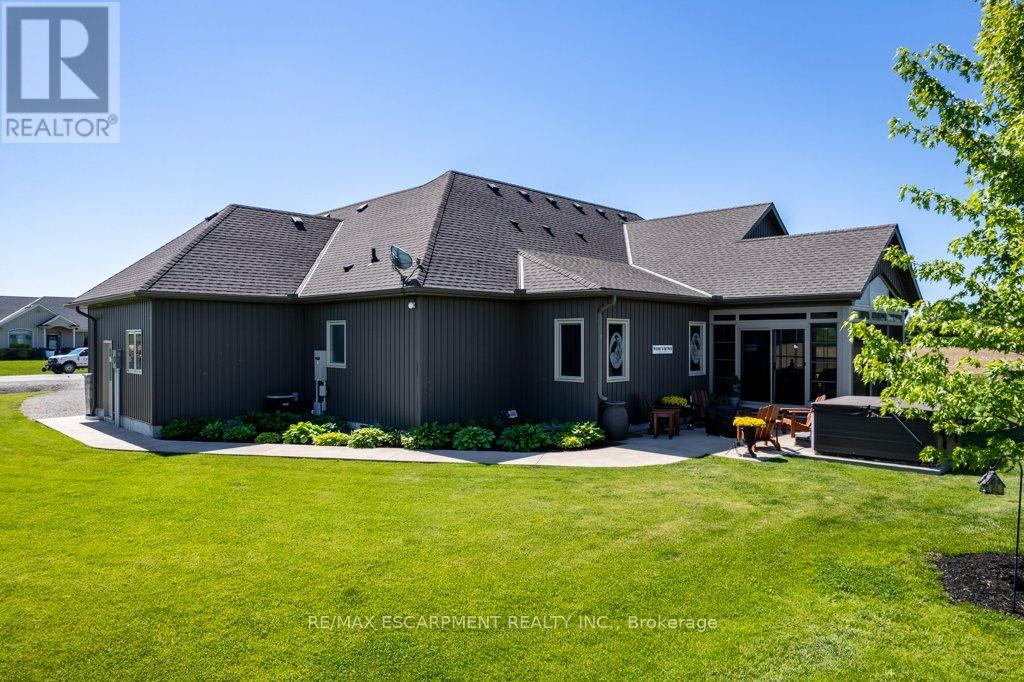Photo 40 of 6 Silverthorne Court, Haldimand ON